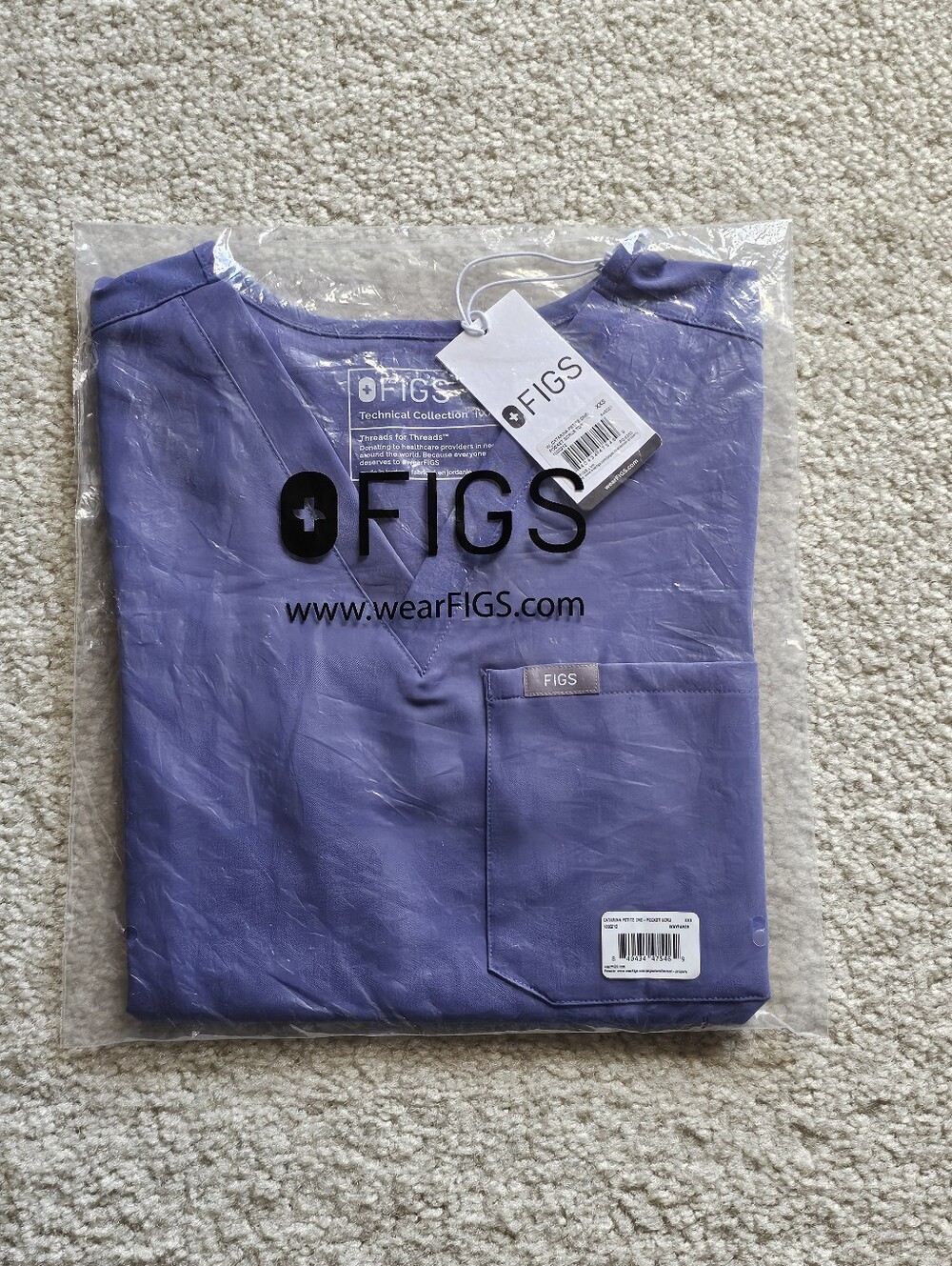 Figs Wayfarer Scrub Top
